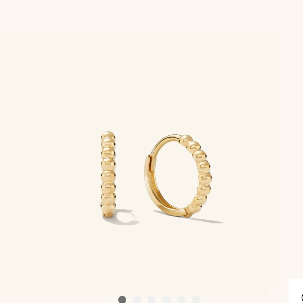 Mejuri-Beaded Huggie Hoops